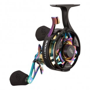 Žieminė ritė 13FISHING BLACK BETTY FREEFALL CARBON TRICK SHOP EDITION